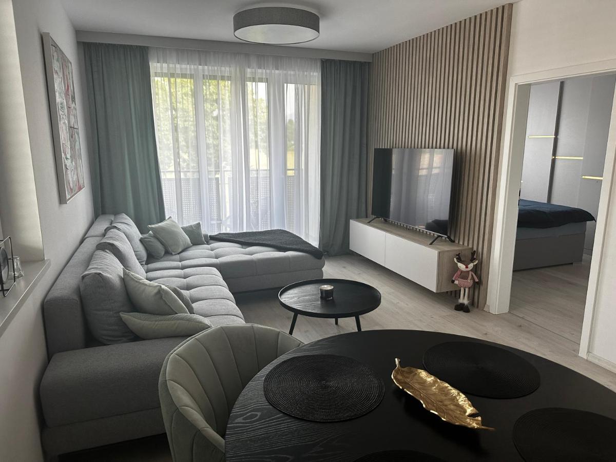 Urban Haven Apartment Liptovský Mikuláš Esterno foto